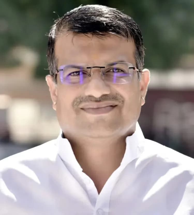 साधारण सभा में बोले डॉ शेखावत -दीपावली से पहले शहर की सफाई और रोशनी व्यवस्था हो दुरस्त