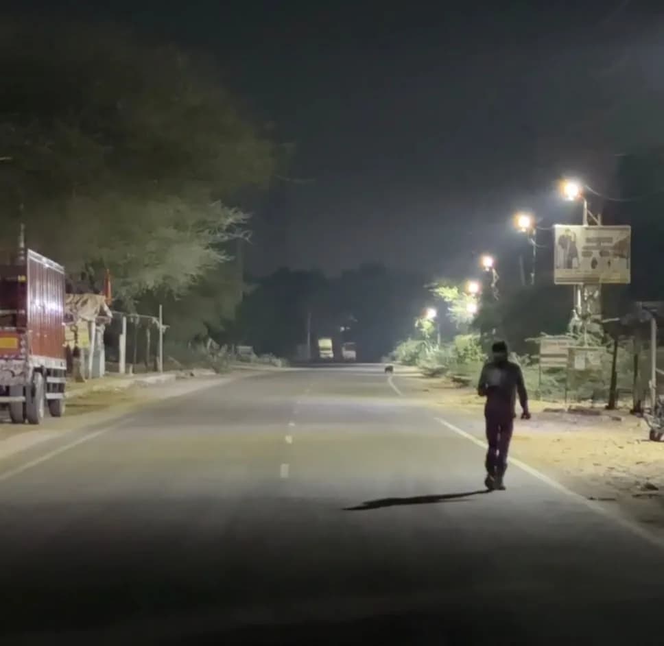 श्रीडूंगरगढ़ में बीदासर रोड से रेलवे स्टेशन तक रोशनी की व्यवस्था, पालिका ने 80 लाइटें लगाई