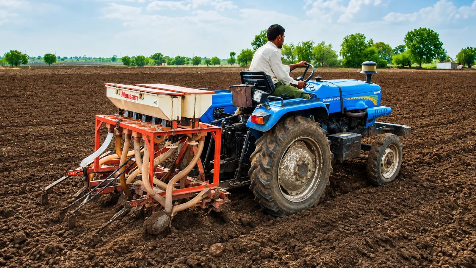 “Good news for farmers! Subsidies available for everything from tractors to farm implements; online applications now open”