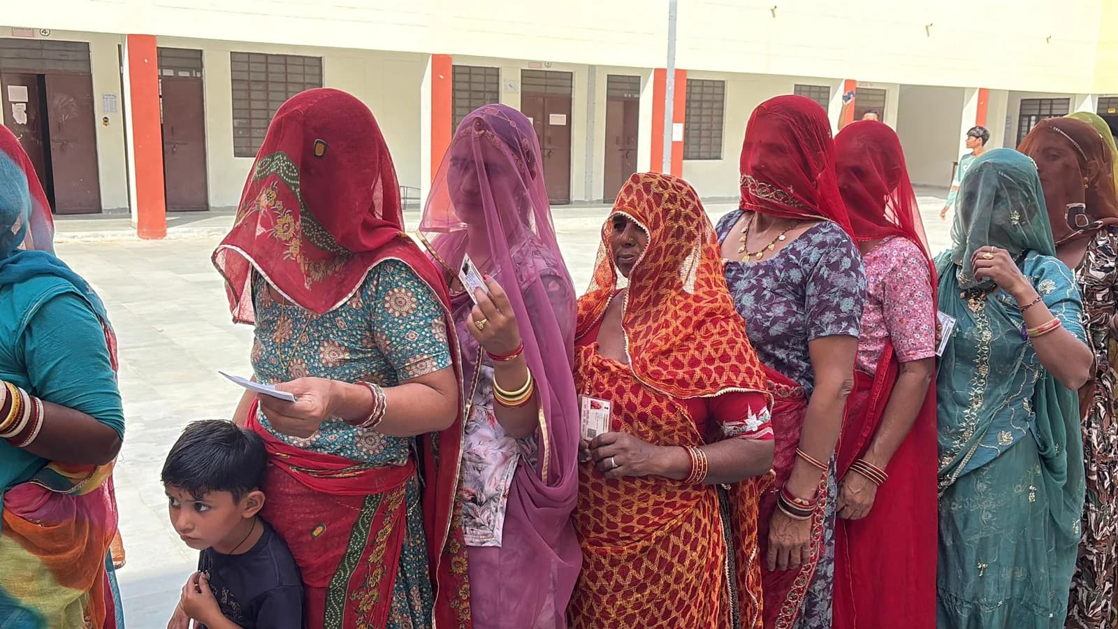 पंचायत राज चुनाव: सुबह 10 बजे तक बीकानेर जिले में 23.40 प्रतिशत मतदान